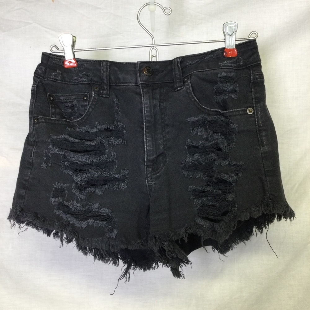American Eagle Black Distressed Vintage Hi-Rise Festival Jean Shorts Sz 4